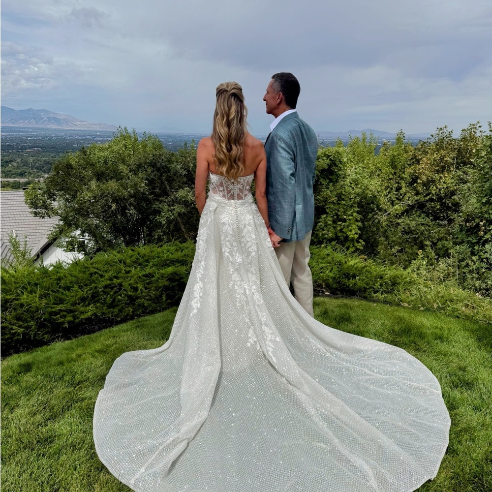 Most Stunning Unique Designer Fit and Flare Wedding Dress, Train and Veil US 2
